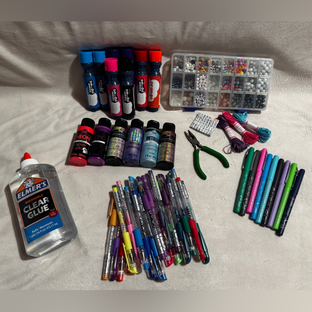 Art Supplies Bundle